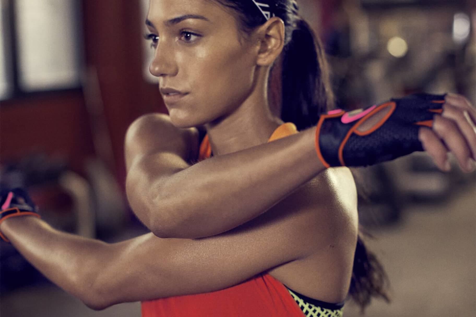 workout gloves for women nike